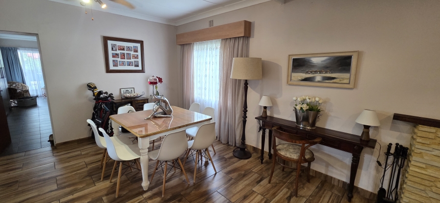 4 Bedroom Property for Sale in Monument Heights Northern Cape